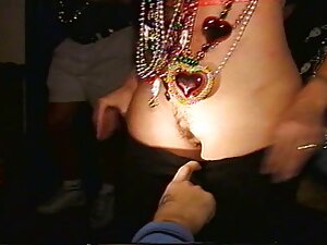 Assista ao vídeo Jake Steel chupa o Doutor Andrew Justice antes ver o filme pornô grátis de entrar no site pornô gratuito, casa para liberar vídeos pornográficos Минет e filmes de sexo online.